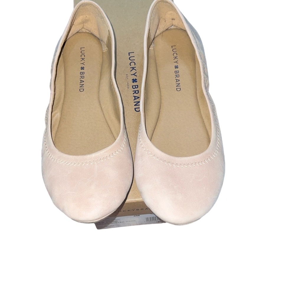 Lucky Brand Cream Flats with Suede Finish NWT